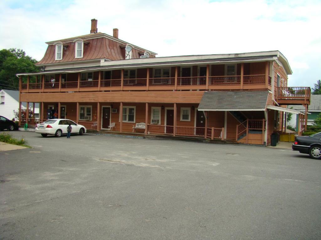 All Seasons Motel Ludlow Esterno foto