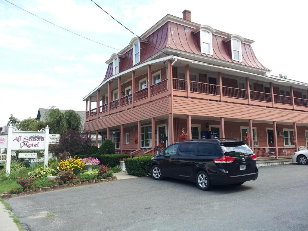 All Seasons Motel Ludlow Esterno foto