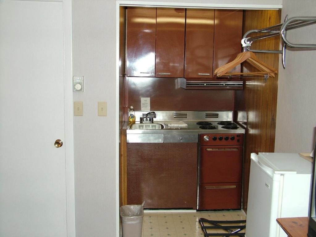All Seasons Motel Ludlow Esterno foto