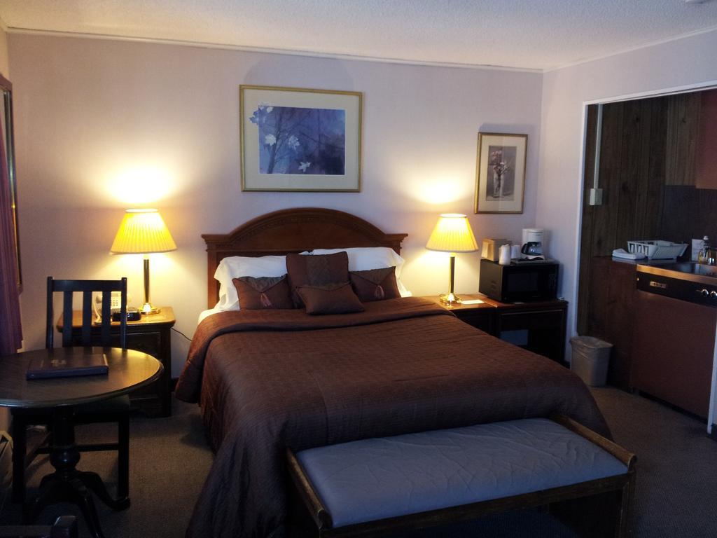 All Seasons Motel Ludlow Esterno foto